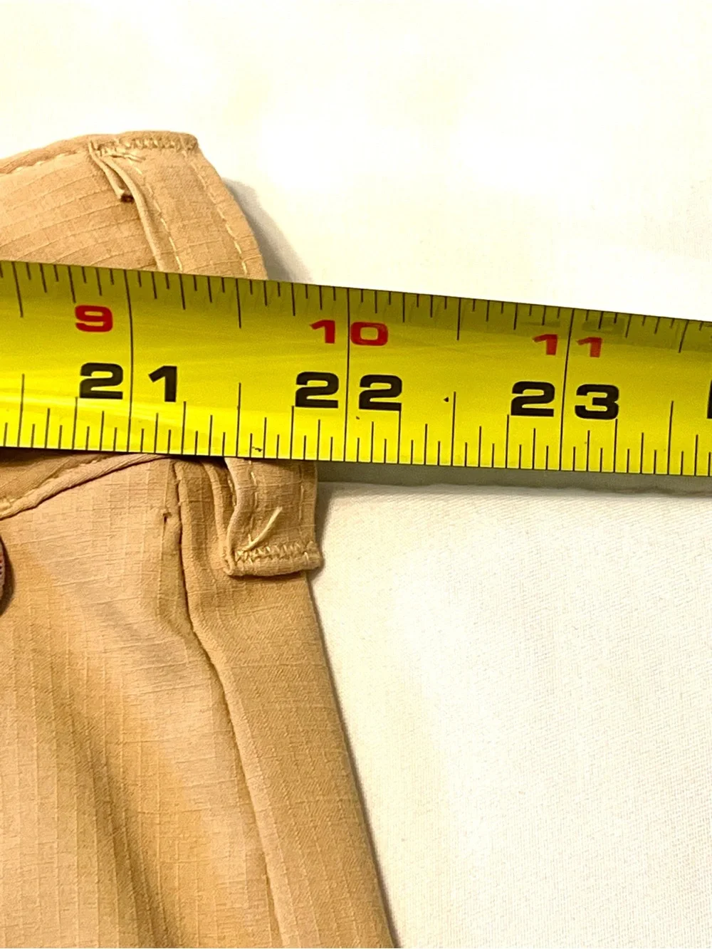 Columbia Men's Tan/Khaki Performance Outdoor/Fishing Shorts-Size 42